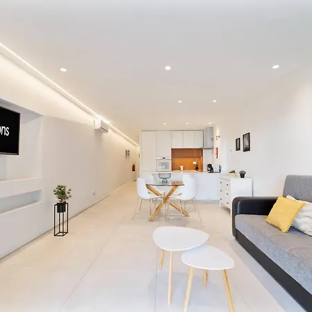 Saro By Hellovacations Apartamento *